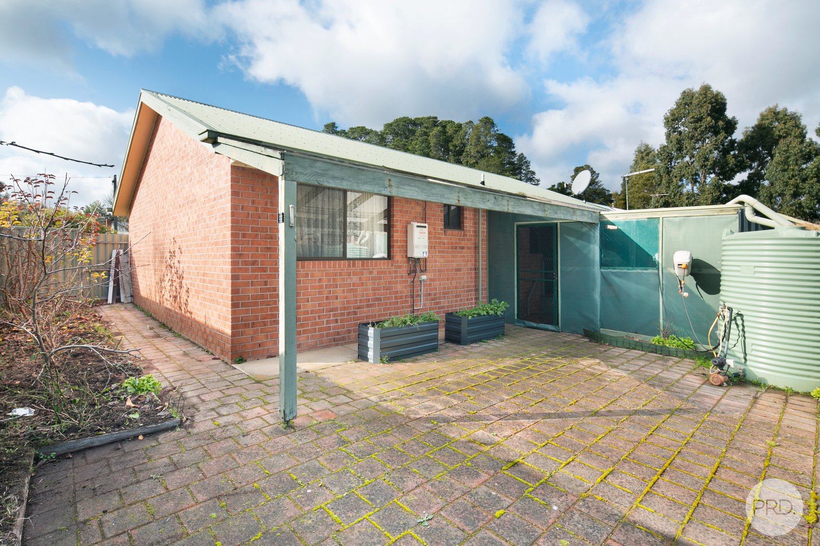 2/15 Castlemaine Road CRESWICK 15