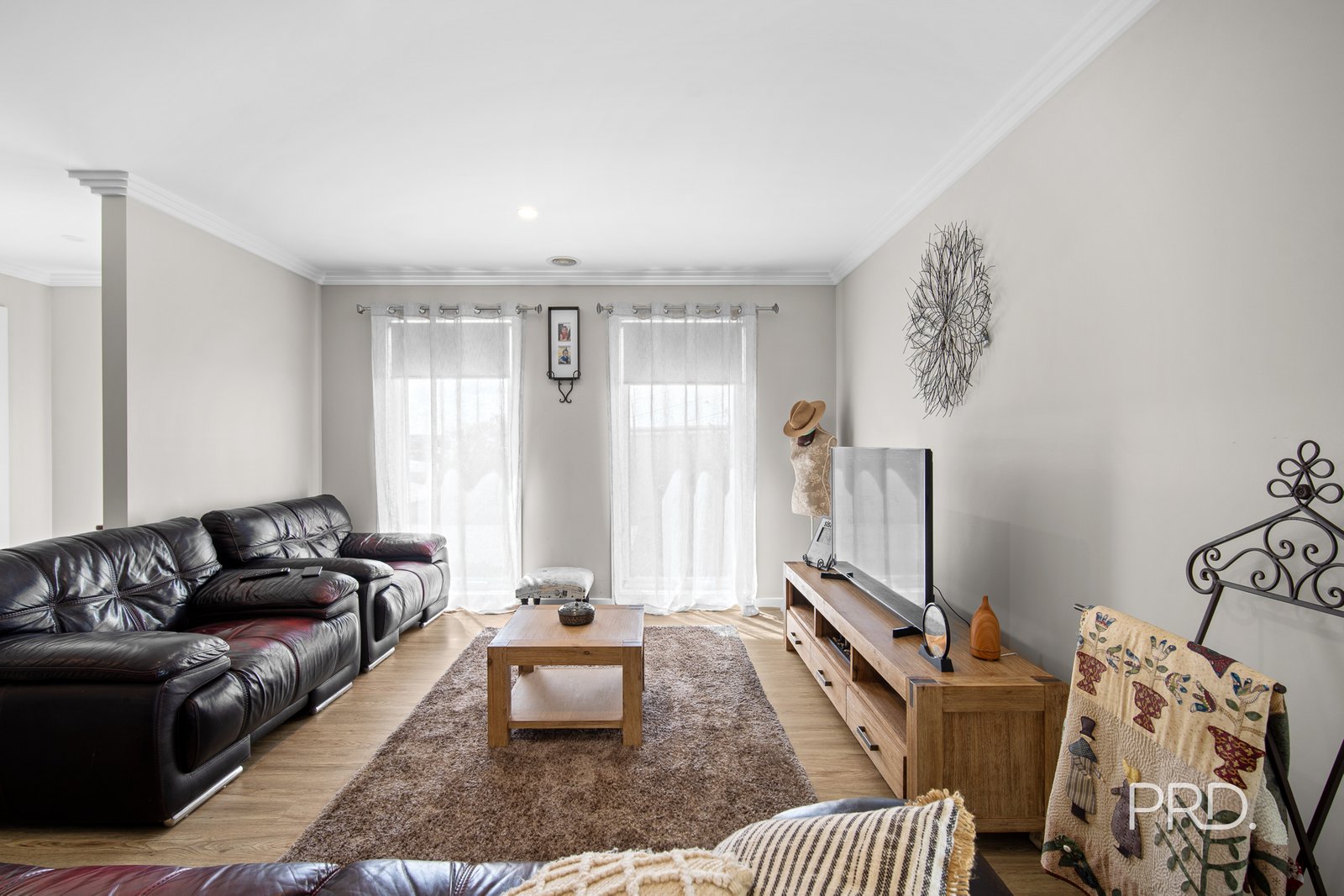 2/15 Chang Avenue LLOYD 4
