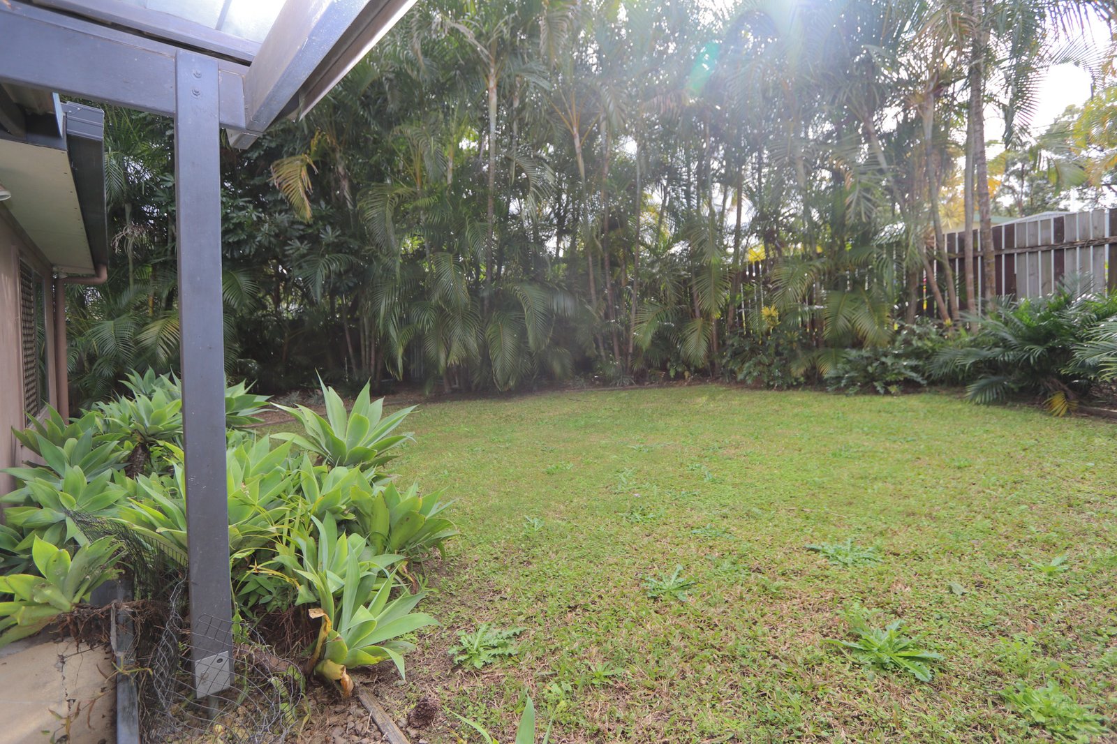 215 Cotlew Street ASHMORE 10