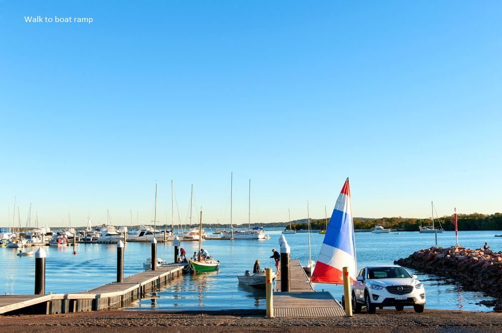 2/15 Cromarty Road SOLDIERS POINT 25