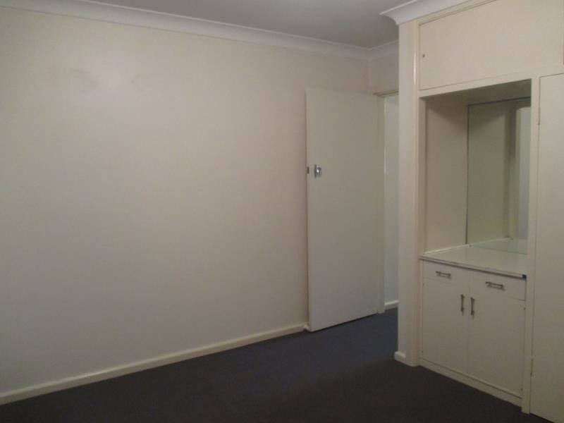 2/15 Dayal Street TAMWORTH 3