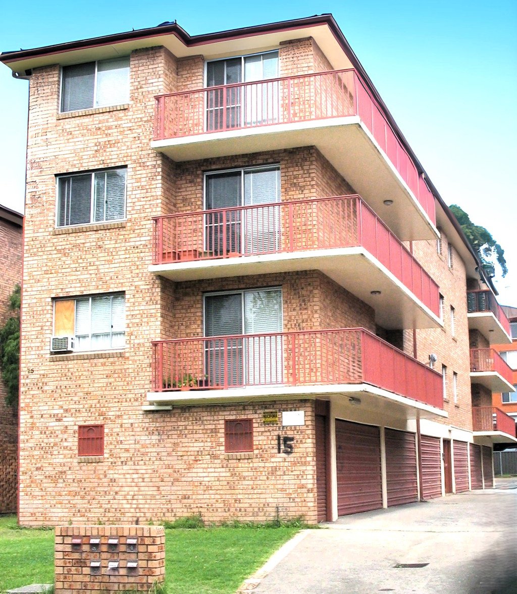 2/15 Drummond Street WARWICK FARM 1