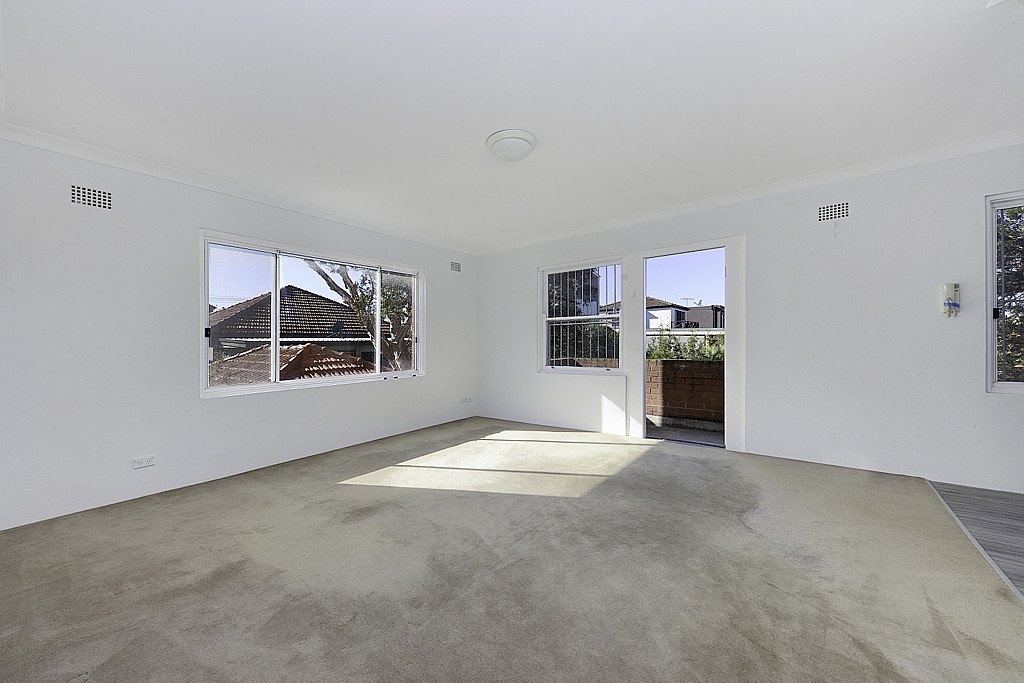 2/15 Duncan Street MAROUBRA 1