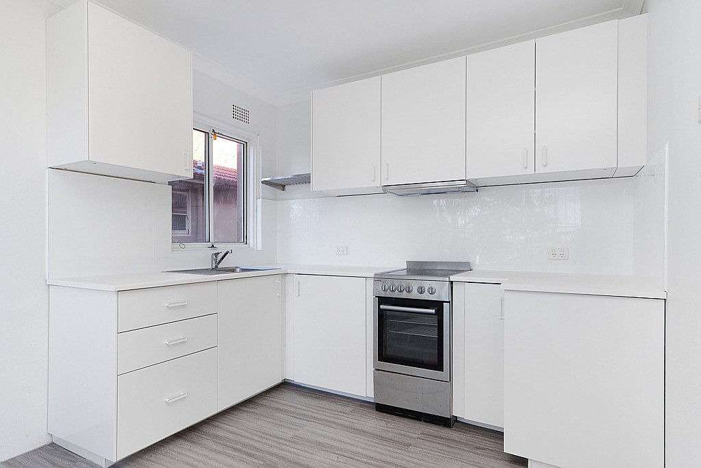 2/15 Duncan Street MAROUBRA 2