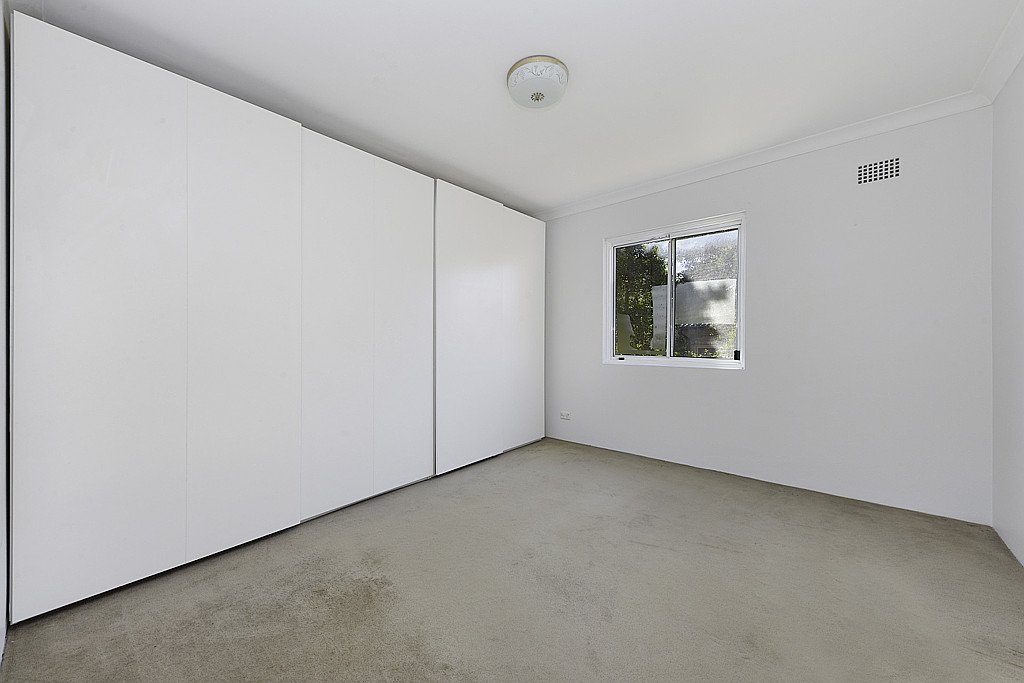 2/15 Duncan Street MAROUBRA 3