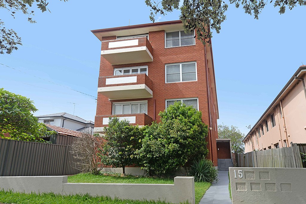 2/15 Duncan Street MAROUBRA 5