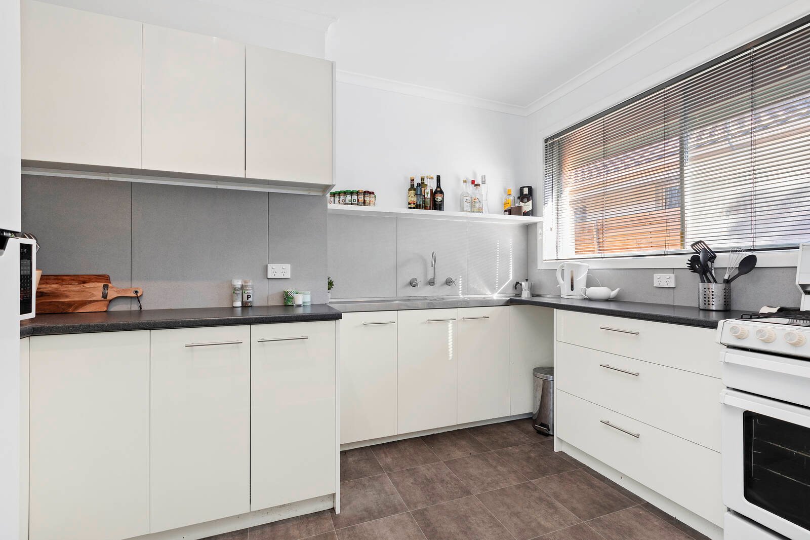 Gallery: 2/15 Florence Street