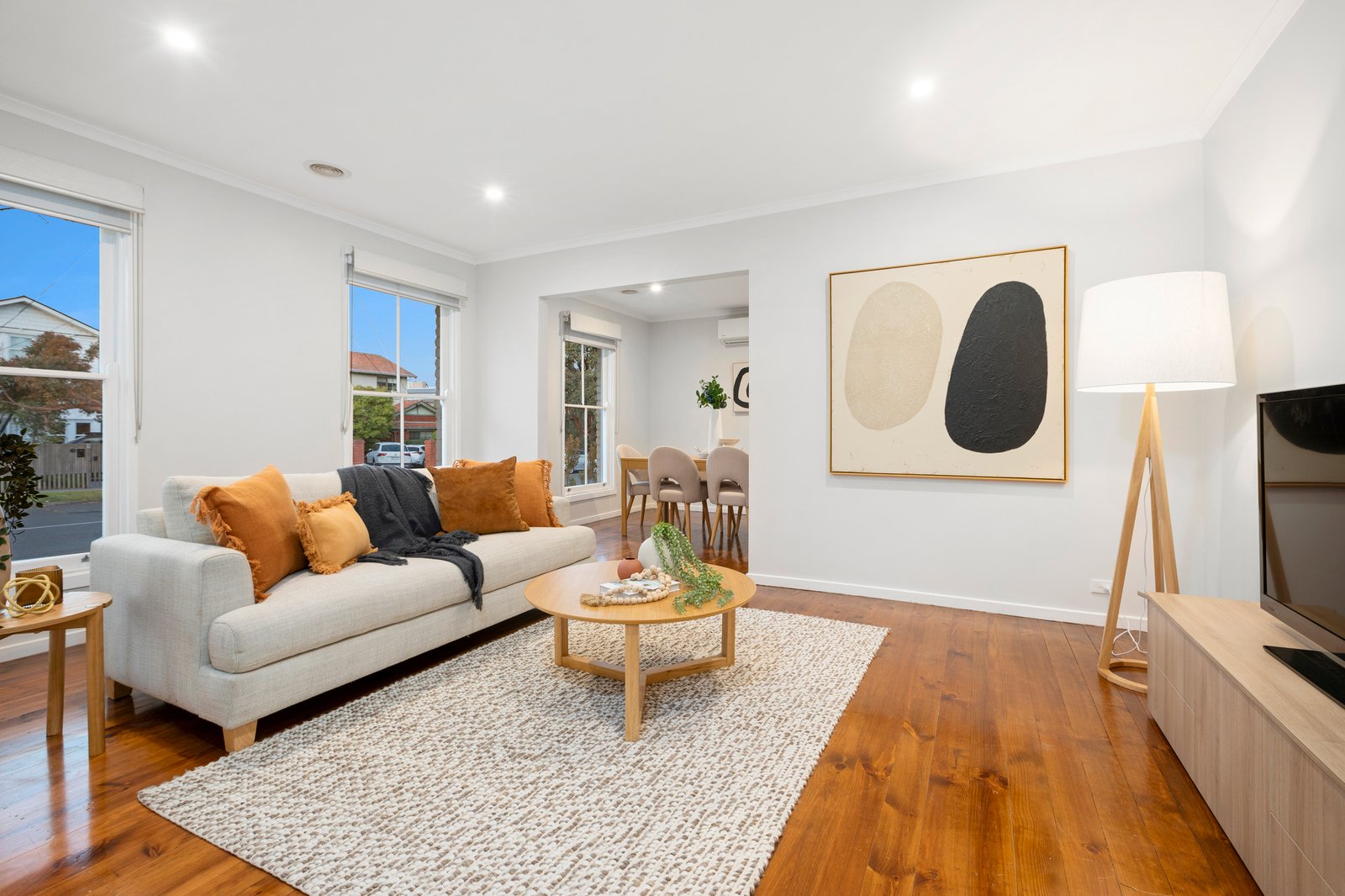 Gallery: 2/15 Gillies Street