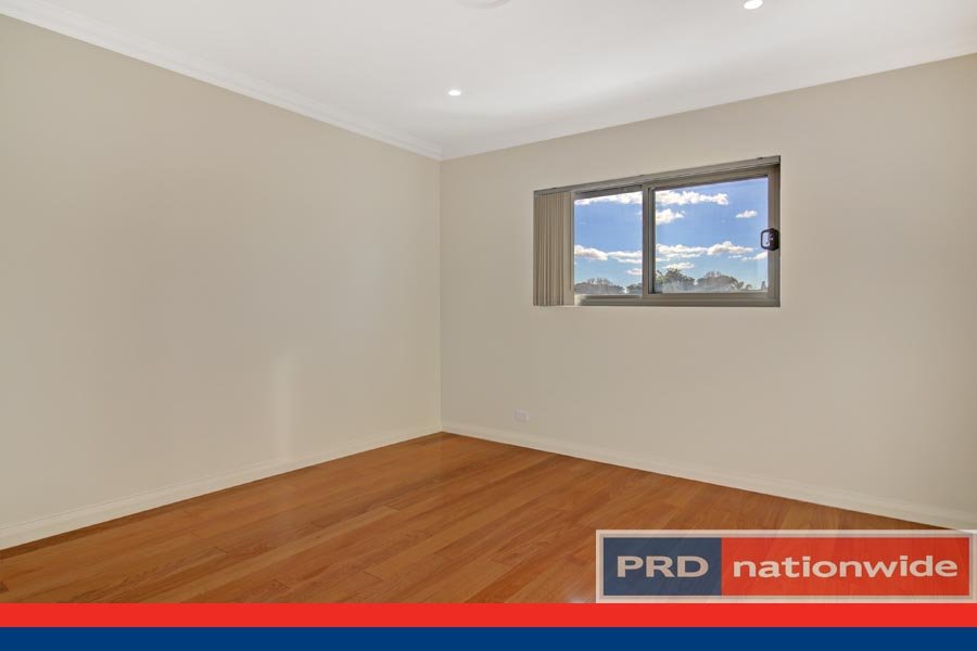 2/15 Gungah Bay Road OATLEY 7