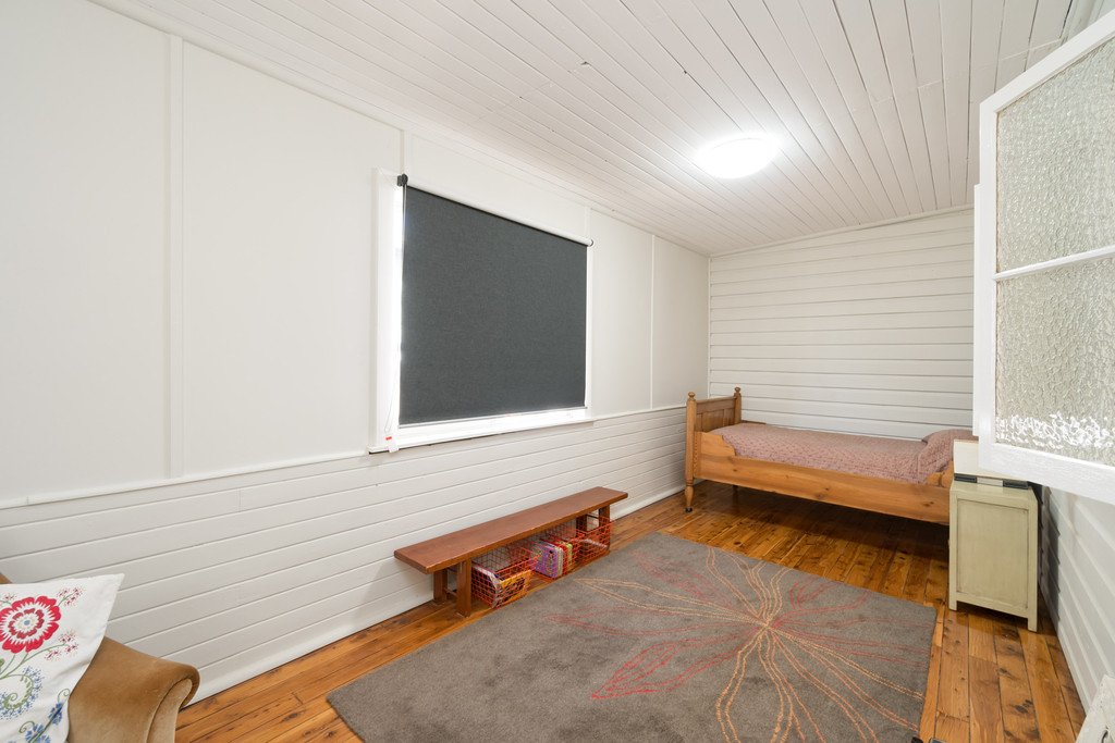 215 Gurwood Street WAGGA WAGGA 9