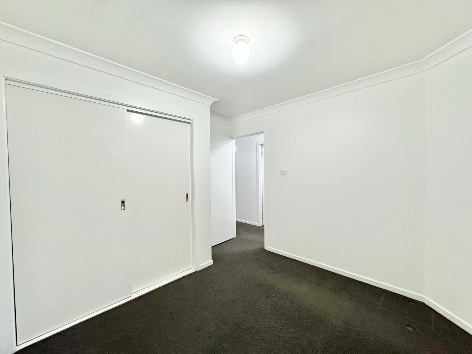 2/15 Hairtail Close CORLETTE 9