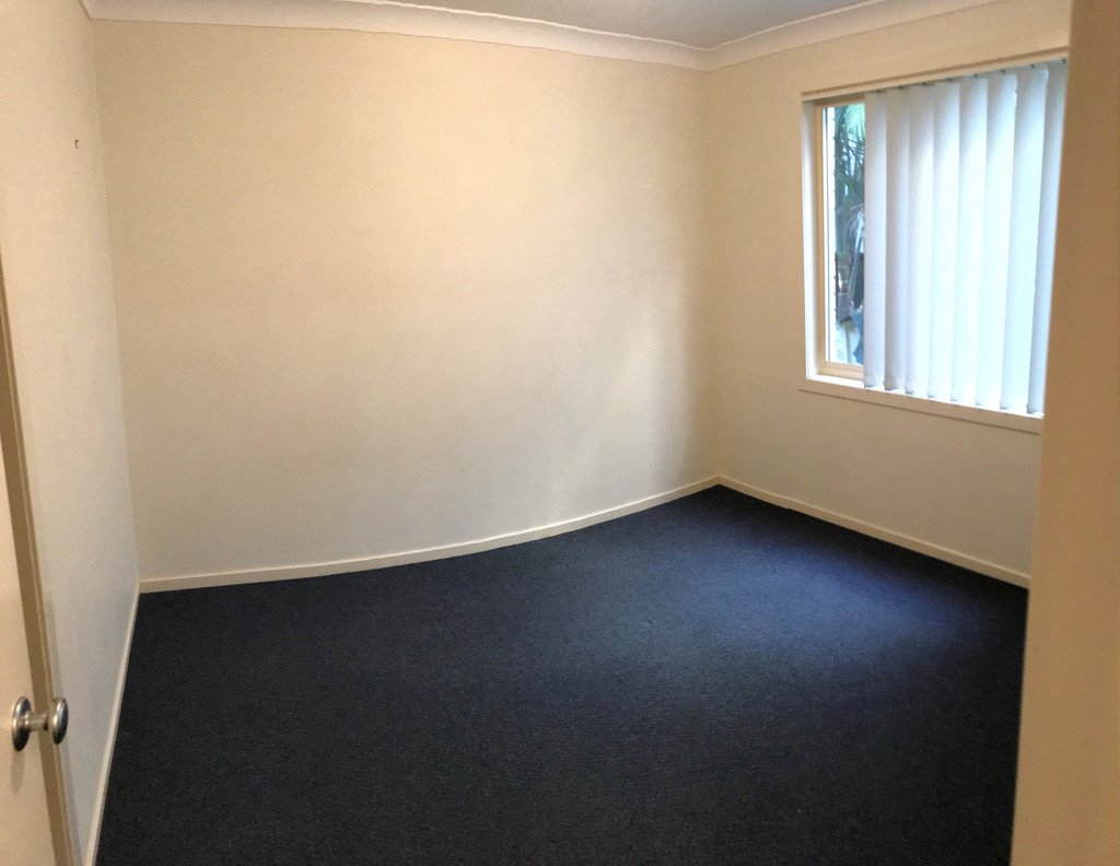 2/15 Hairtail Close CORLETTE 3