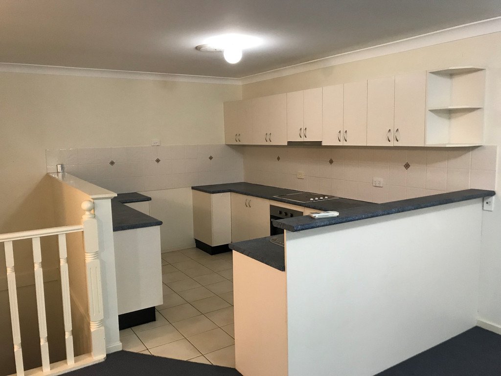 2/15 Hairtail Close CORLETTE 7