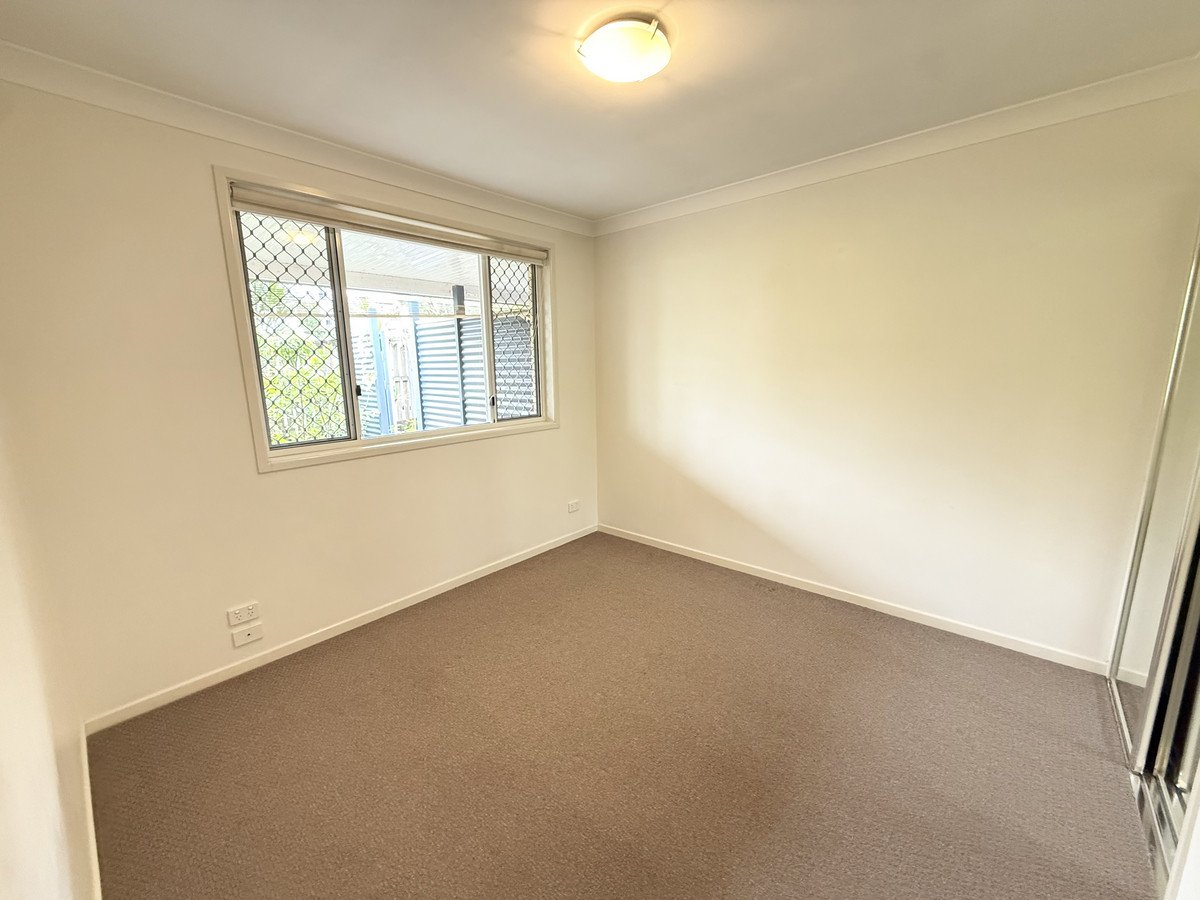 2/15 Hibiscus Haven  Burleigh Heads 6