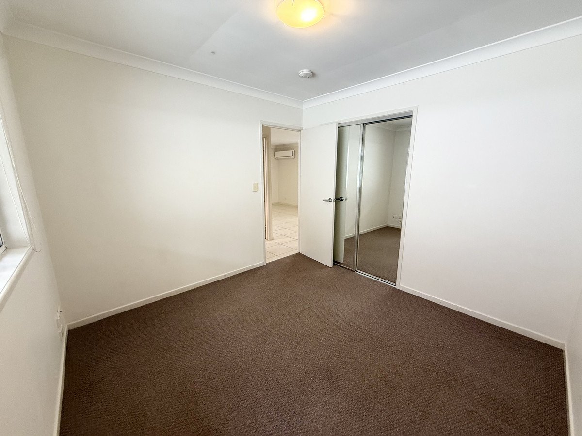 2/15 Hibiscus Haven  Burleigh Heads 9