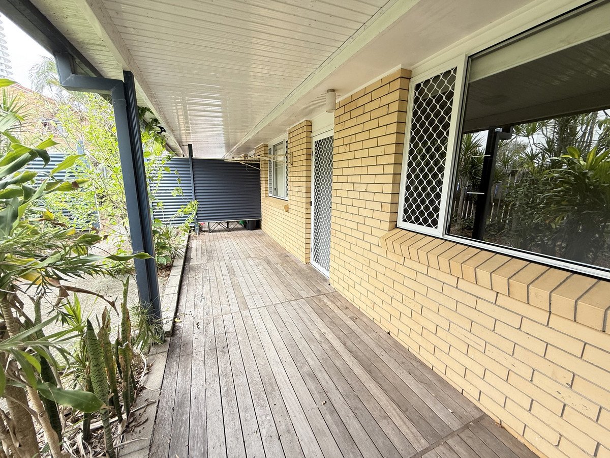 2/15 Hibiscus Haven  Burleigh Heads 13