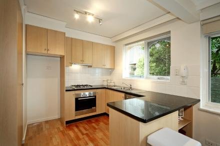 Gallery: 2/15 Holloway Street