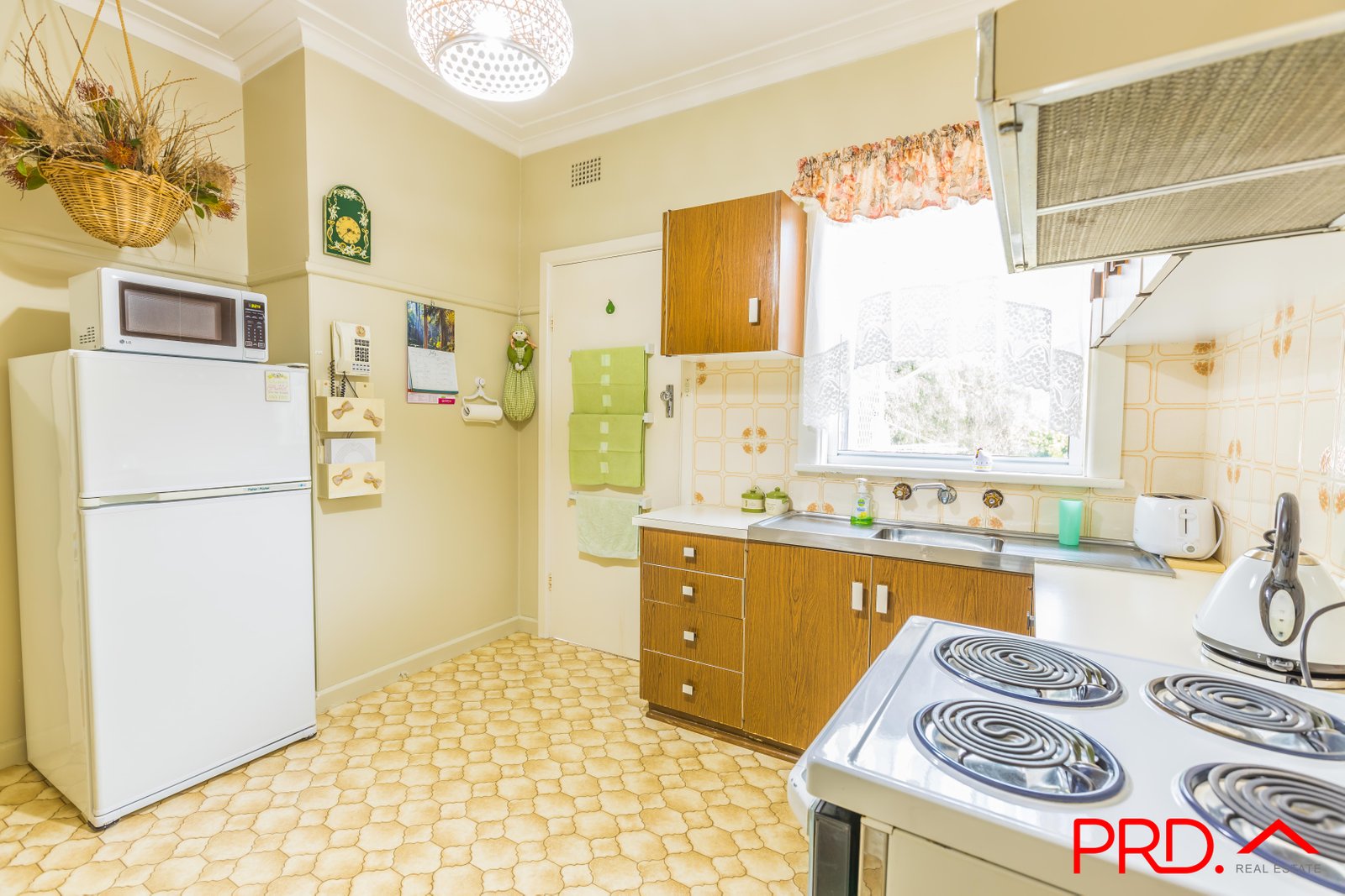 215 Johnston Street TAMWORTH 10