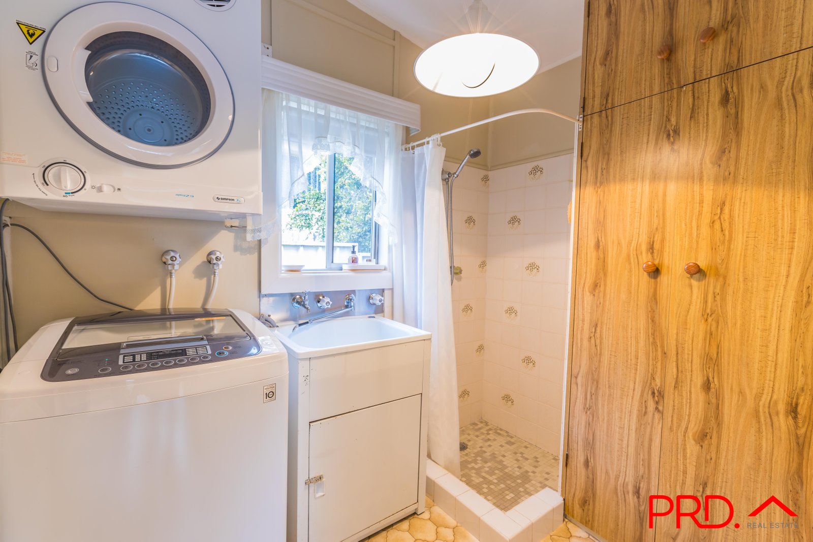 215 Johnston Street TAMWORTH 11