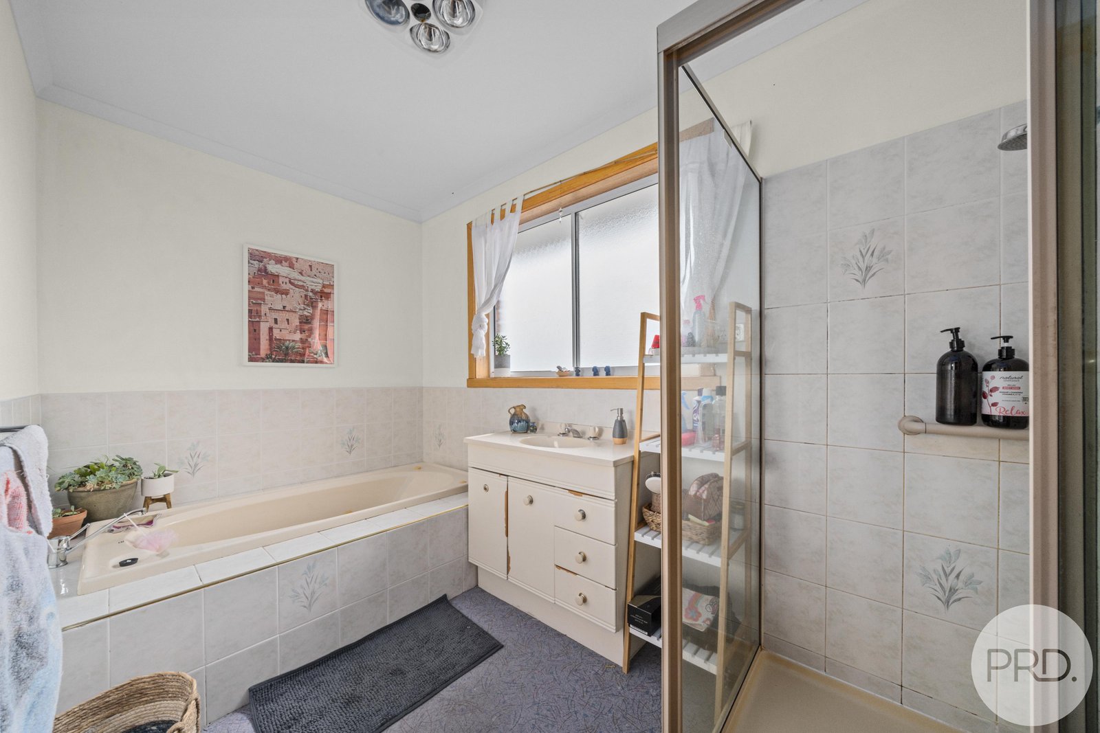 2/15 Kelvin Avenue MOONAH 6