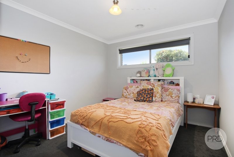 215 Kosciuszko Road THURGOONA 9