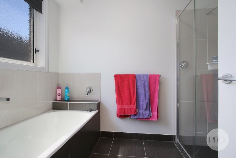 215 Kosciuszko Road THURGOONA 13