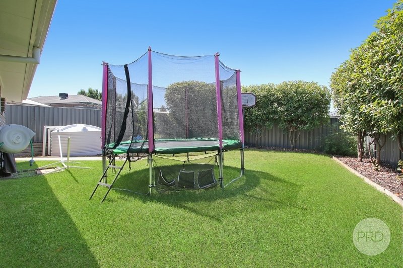 215 Kosciuszko Road THURGOONA 16