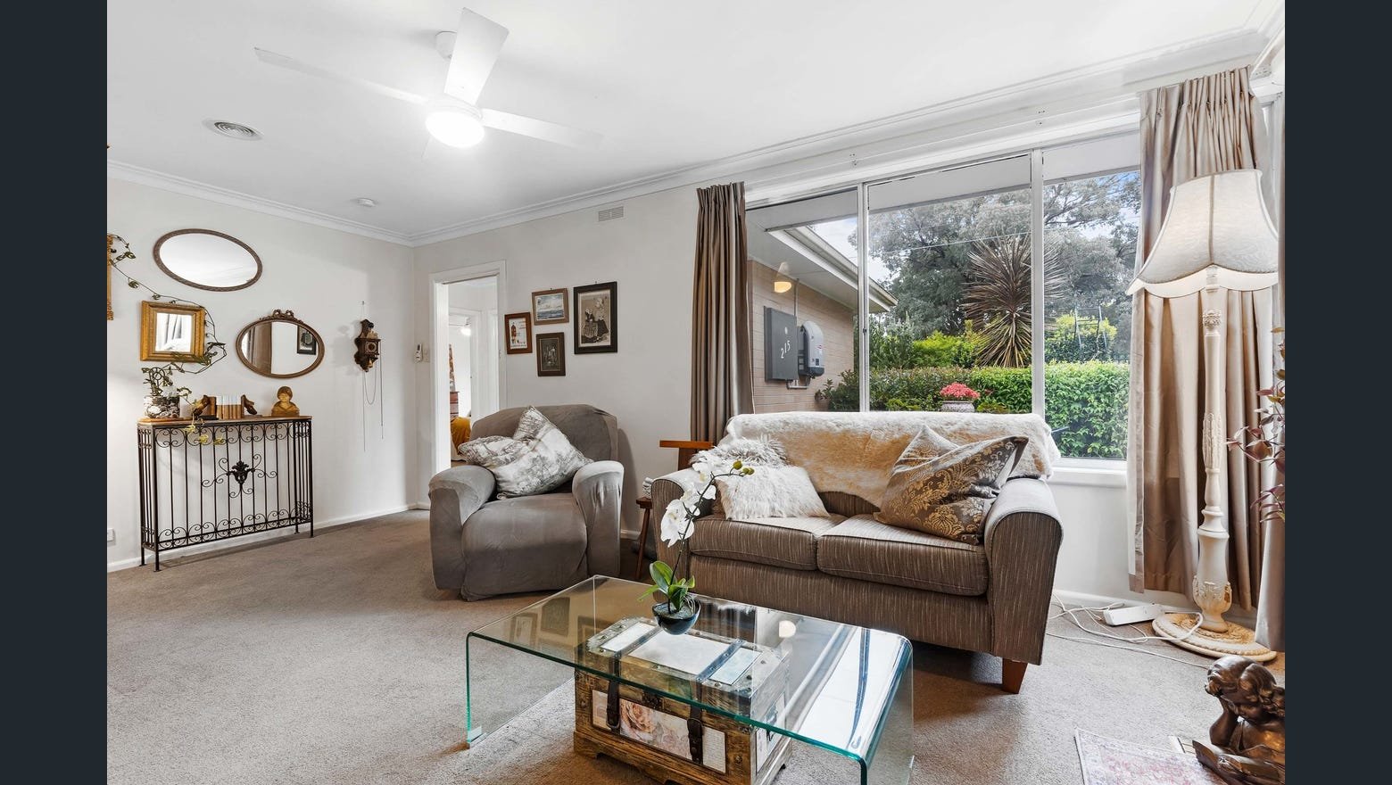 Gallery: 215 Learmonth Street