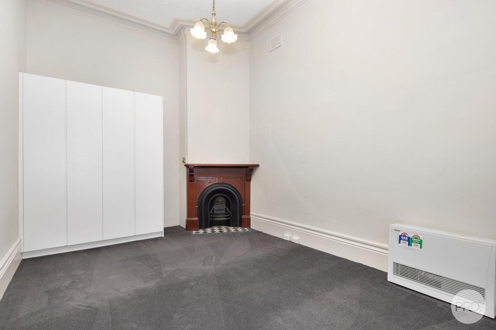 215 Lydiard Street Nth  SOLDIERS HILL 10