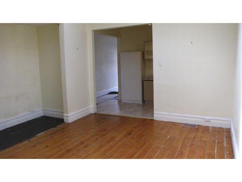 Gallery: 215 Page Street