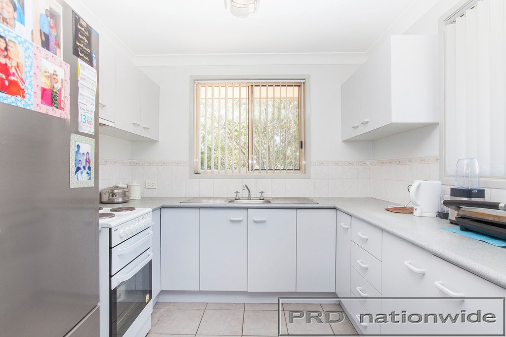 2/15 Proserpine Close ASHTONFIELD 4