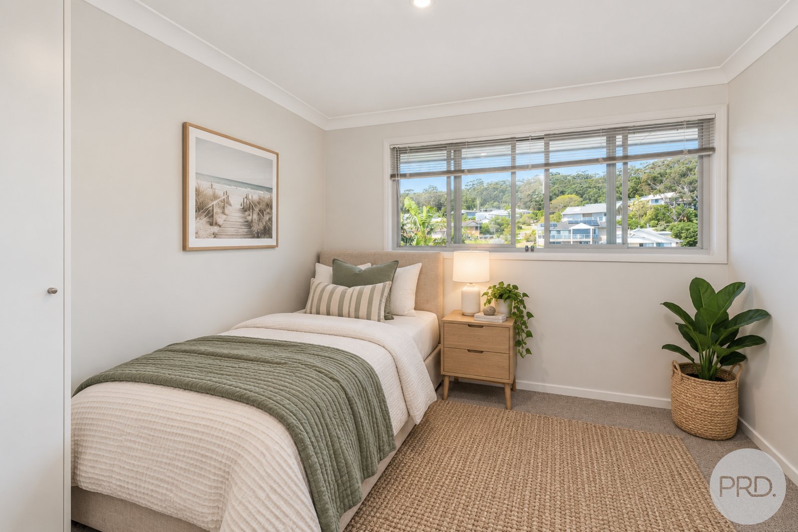 2/15 Snapper Close CORLETTE 17
