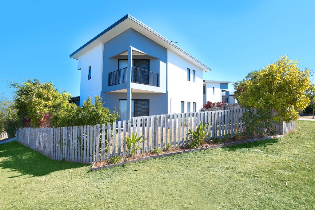 2/15 Success Crescent ORMEAU 14