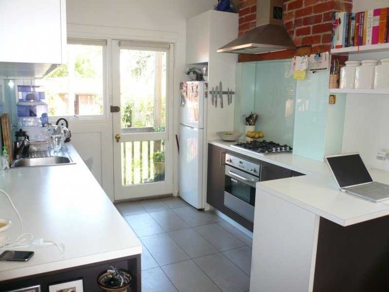 Gallery: 2/15 Tennyson Street