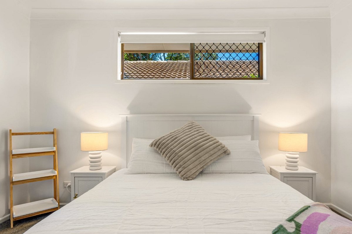 2/15 Third Avenue Palm Beach 7