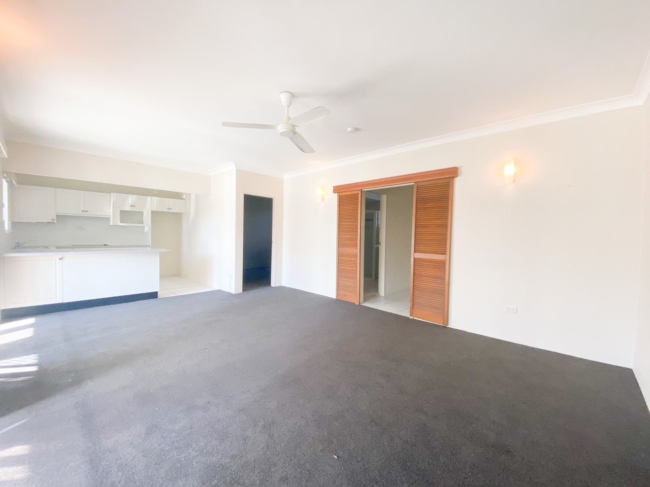 2/15 Victoria Pde  NELSON BAY 6