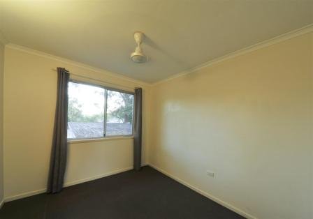 2/15 Woomerah Avenue CANNONVALE 7