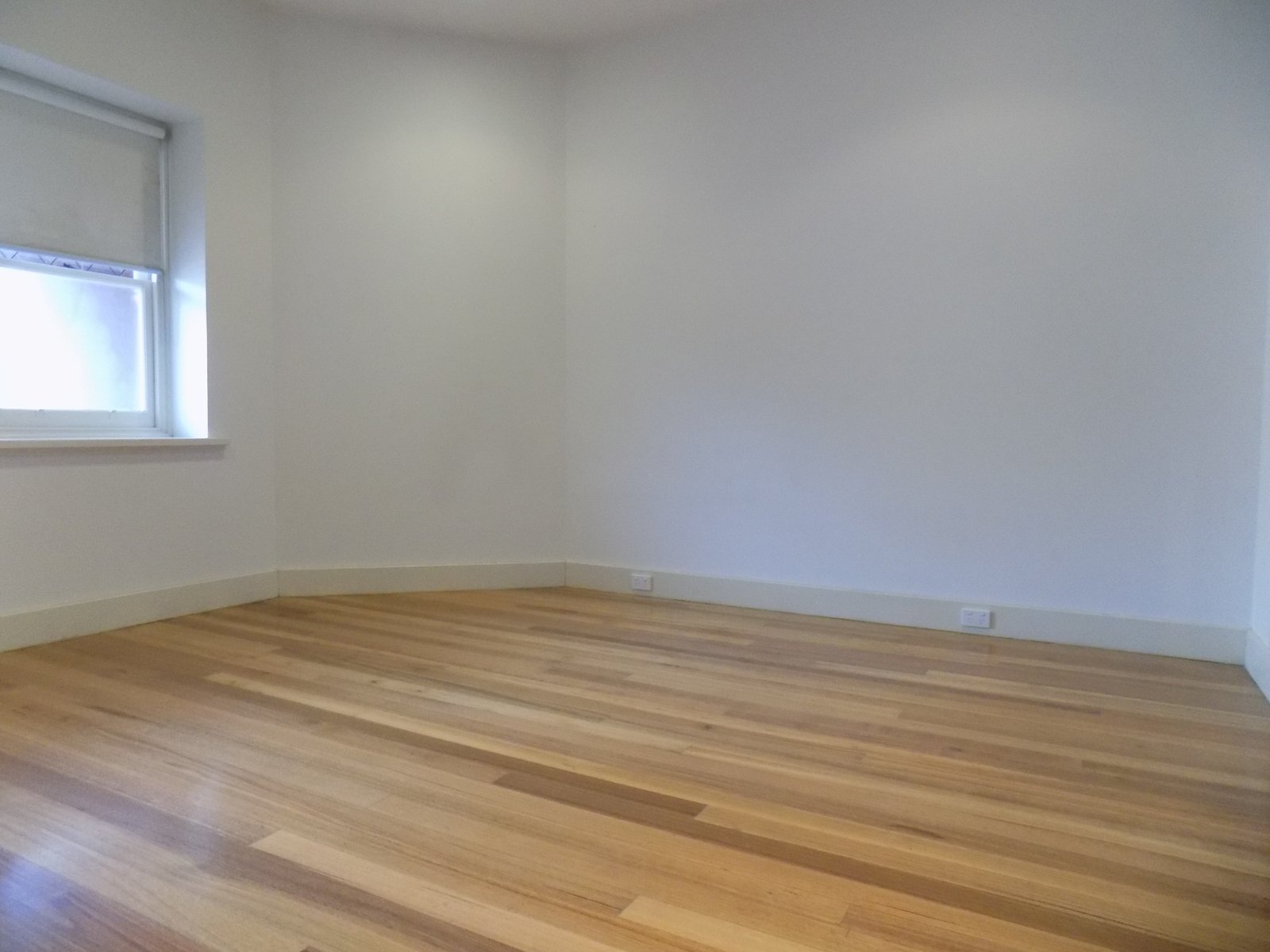 Gallery: 2/150-152 Brighton Road