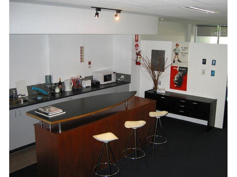 Gallery: 2/150 Chestnut Street