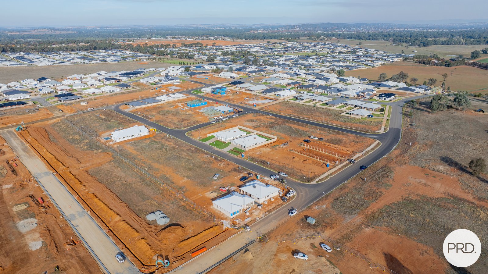 2/150 Muttama Parade GOBBAGOMBALIN 2