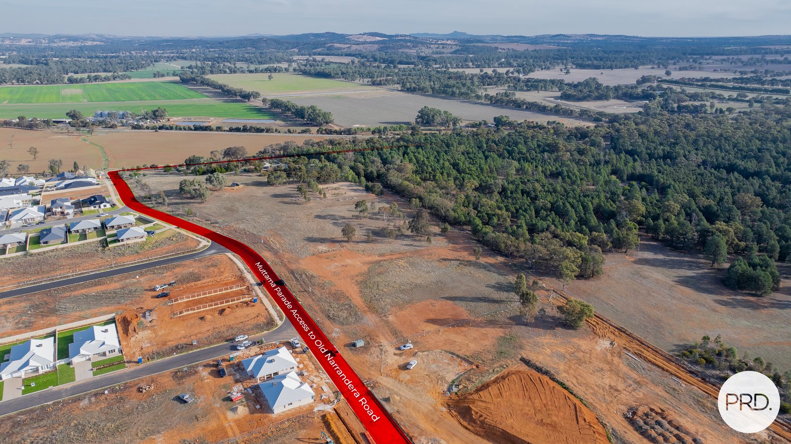 2/150 Muttama Parade GOBBAGOMBALIN 3