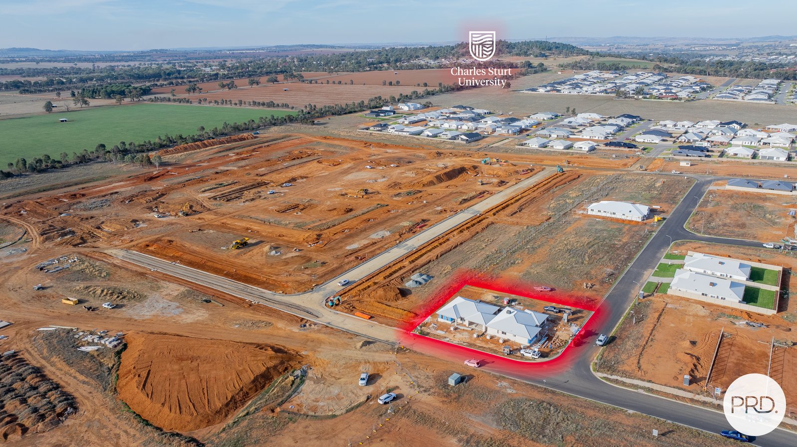 2/150 Muttama Parade GOBBAGOMBALIN 4