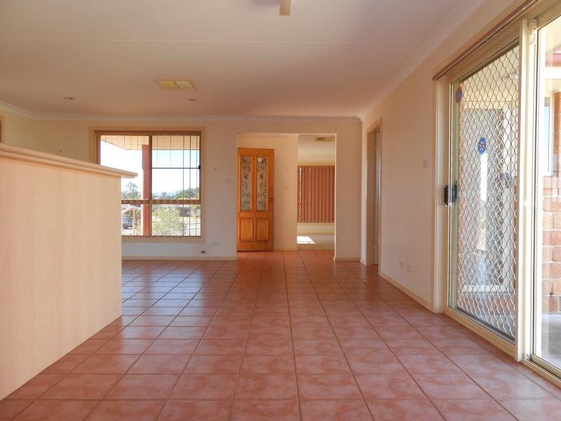 2/151 Garden Street TAMWORTH 5