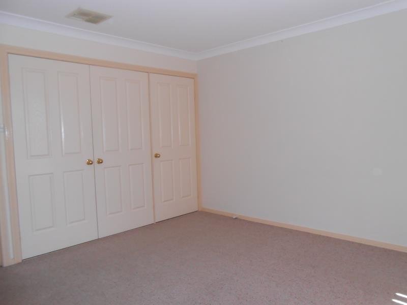 2/151 Garden Street TAMWORTH 4