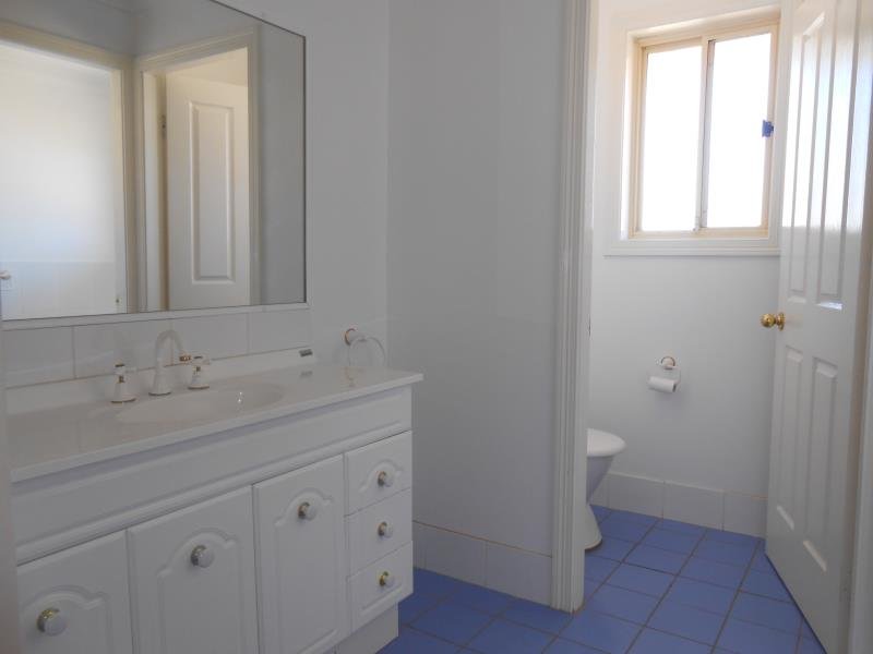 2/151 Garden Street TAMWORTH 5