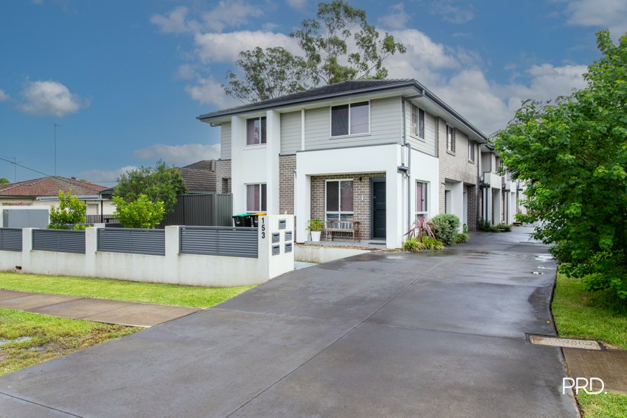 2/153 Jamison Road Penrith 2