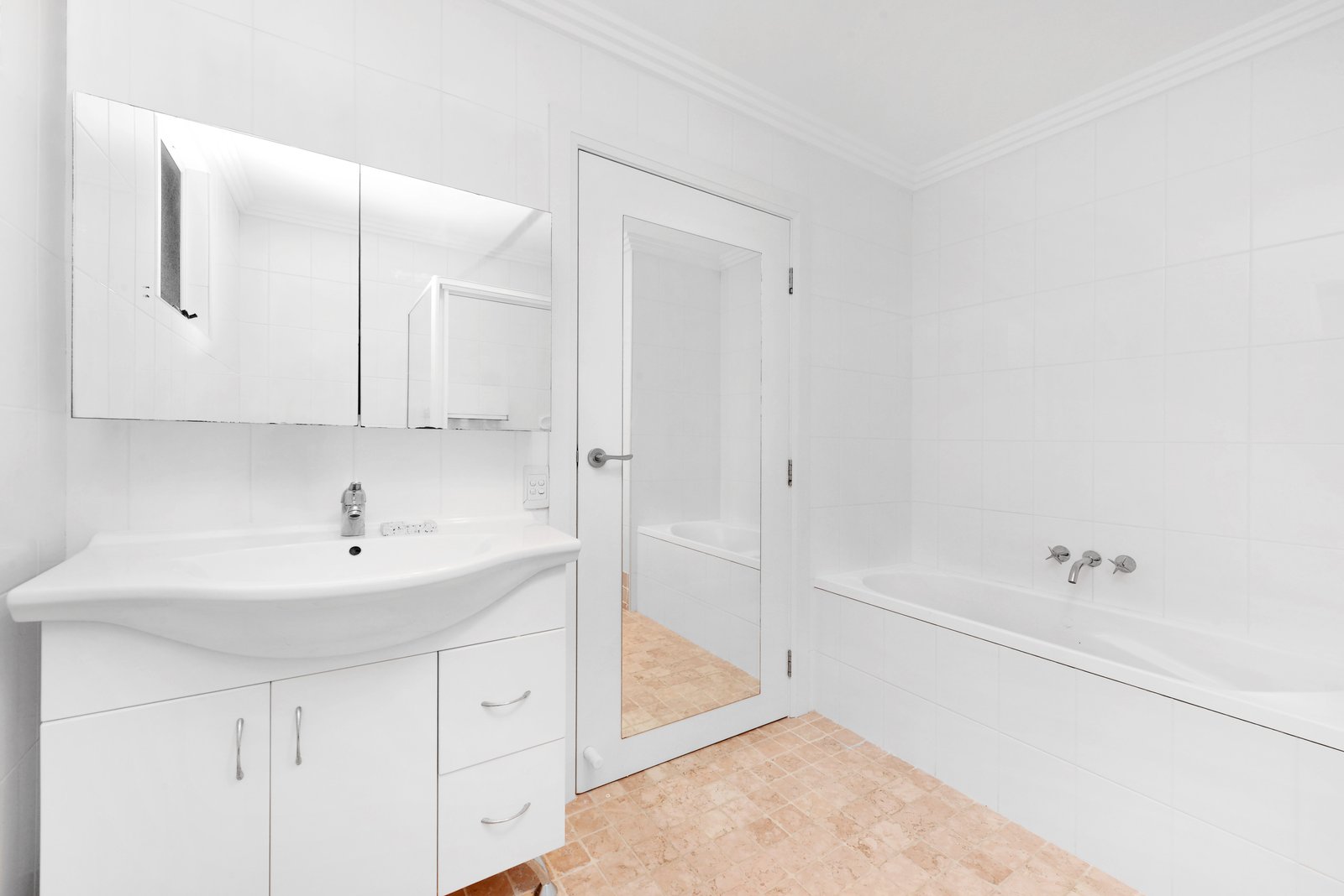 2/153 Robey Street MAROUBRA 10