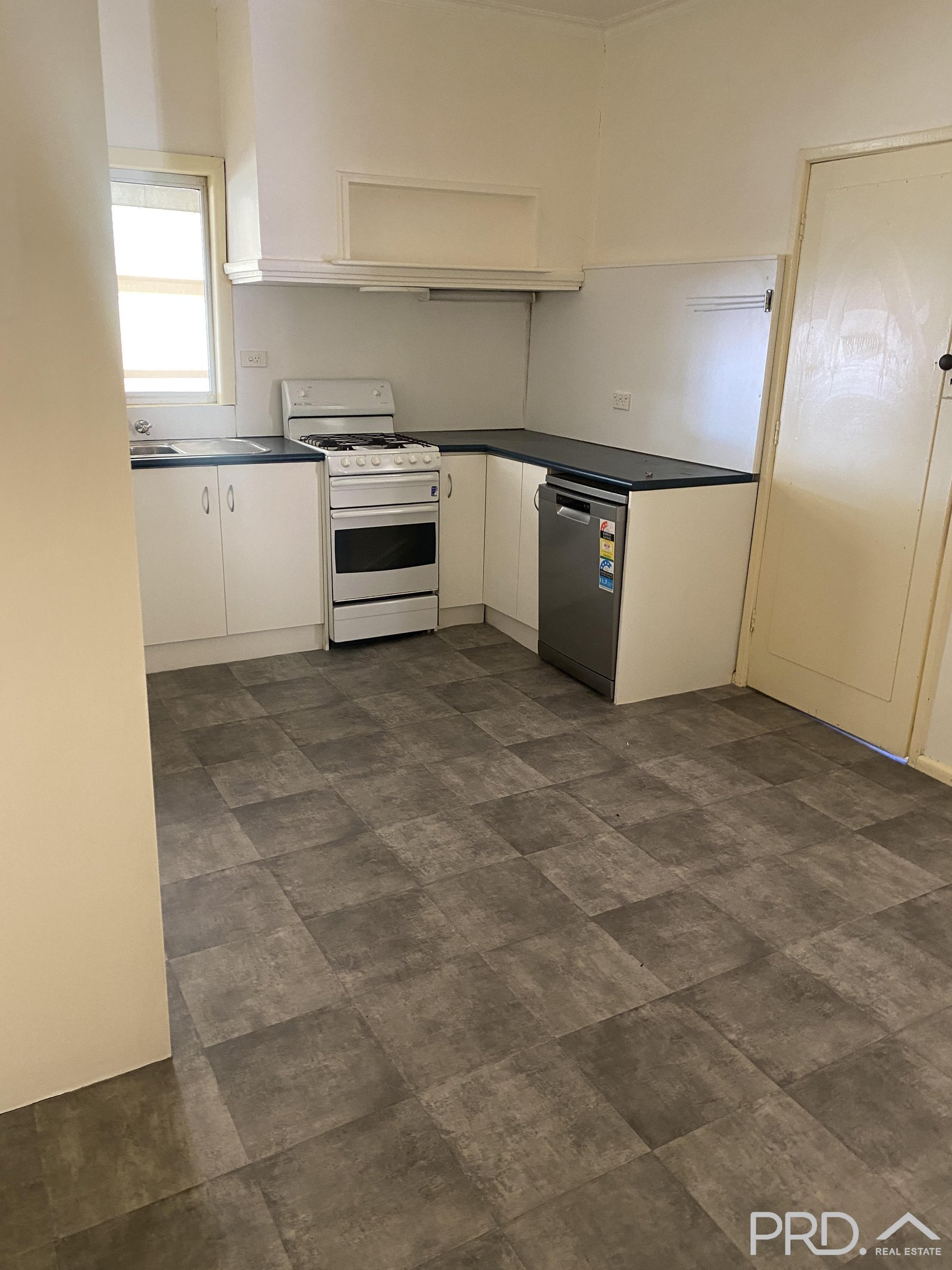 2154 Fifteenth Street IRYMPLE 8