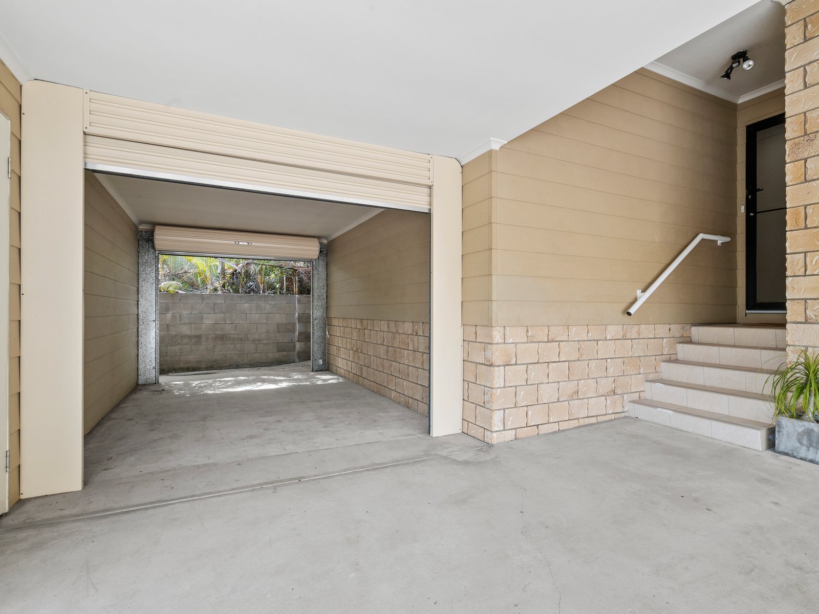 2/154 Kennedy Drive TWEED HEADS WEST 11