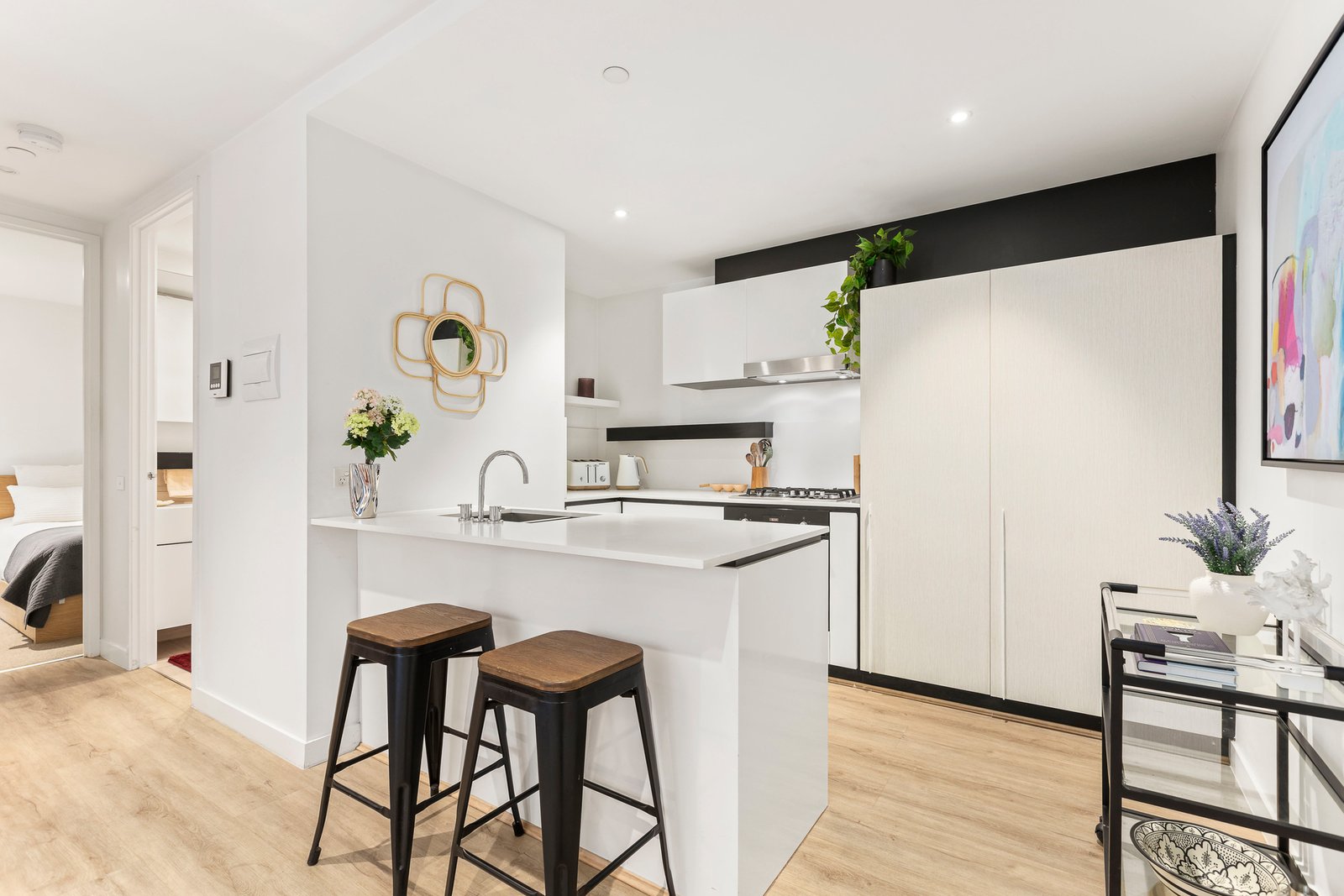 Gallery: 215/40-44 Pakington Street